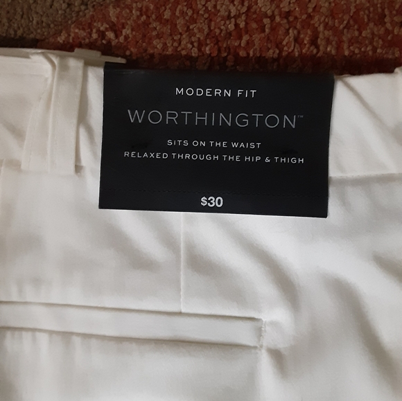 Worthington White dress shorts - Picture 3 of 4